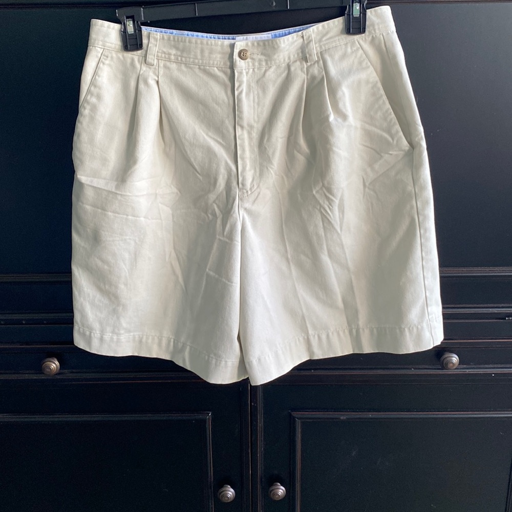 Liz Claiborne size 16 khaki shorts